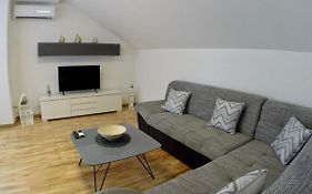 Holiday Apartment Lavanda Sumpetar